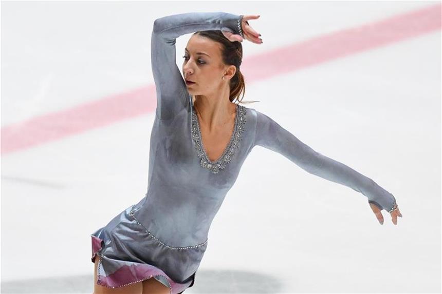 Desaster für Schott - Russisches Duo und Kostner glänzen Erwischte bei der Eiskunstlauf-EM in Moskau einen rabenschwarzen Tag: Nicole Schott. Foto: Fabian Sommer