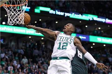 Erzielte 26 Treffer gegen die Milwaukee: Terry Rozier. Foto: Charles Krupa