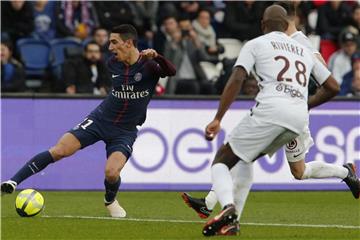 Erzielte den Ausgleich gegen Nizza: Angel Di Maria (l). Foto: Thibault Camus/AP