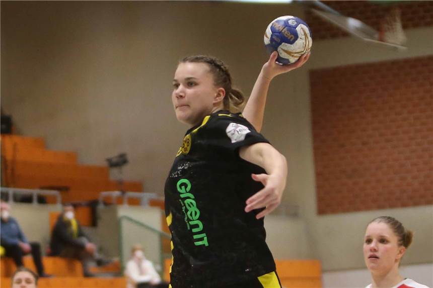 BVB im Meister-Groove: Eine Spielerin erhält Sonderlob, eine spielt in Quarterback-Manier Erzielte sechs Treffer gegen die HSG Blomberg-Lippe: BVB-Kreisläuferin Merel Freriks.