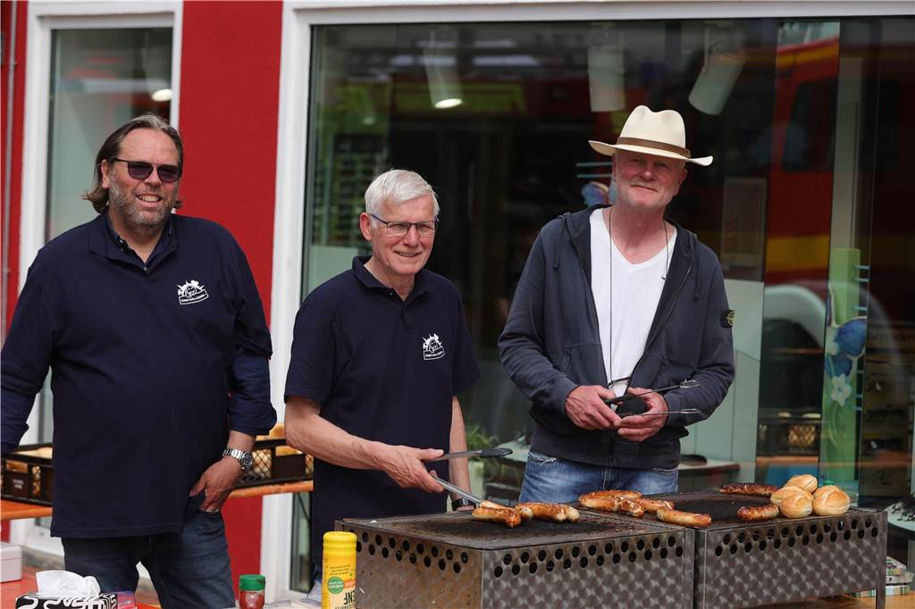 Es gab auch Leckeres vom Grill.