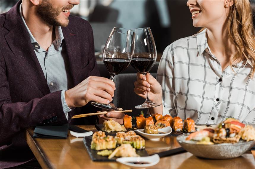 100 Restaurants – 4 Regionen – 4 köstliche Gänge Es geht wieder los: Im Februar und März findet das Menükarussell 2022 in zahlreichen Restaurants in der Region statt.