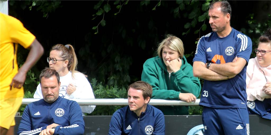 Wichtiger Teil des Trainer-Teams verlässt den ASC - „Sehe keine Entwicklungsmöglichkeit“ Es gibt eine überraschende Veränderungen im Aplerbecker Trainer-Team.