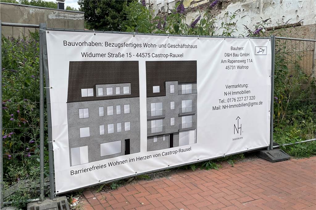 Nachbar Tuncay Kus freut sich auf geplanten Neubau an der Widumer Straße Es gibt einen Lückenschluss in der Altstadt: Neben dem Il Carciofo 3 an der Widumer Straße soll tatsächlich gebaut werden.