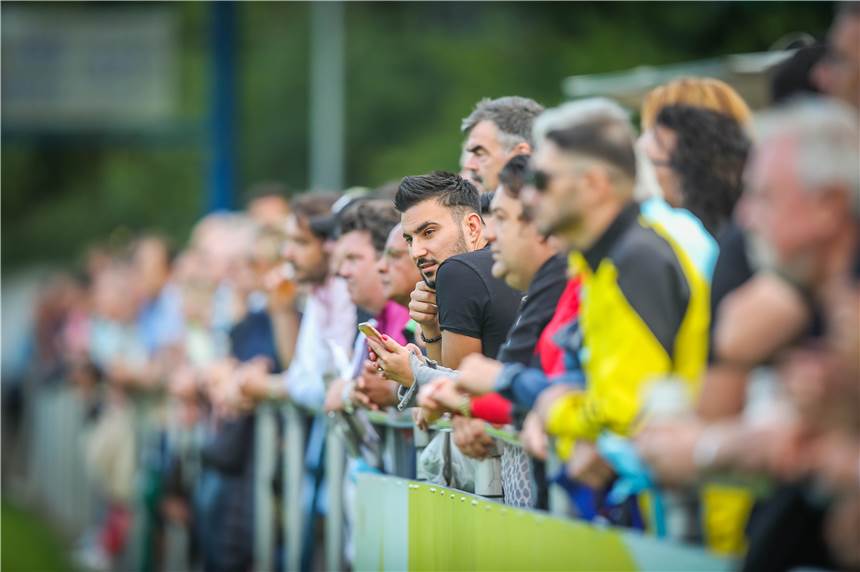 Amateurfußballer können jubeln - NRW verkündet positive Nachrichten Es gibt neue Regelungen für die Amateurfußballer.
