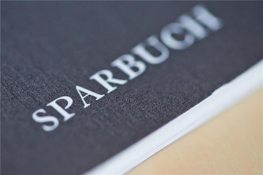 Sparziel bestimmt über Mischung der Geldanlage Es gibt verschiedene Möglichkeiten, seine Geldanlagen zu mischen. Die Wahl sollte man jedoch von der eigenen Lebenssituation und dem Sparziel abhängig machen. Foto: Daniel Karmann