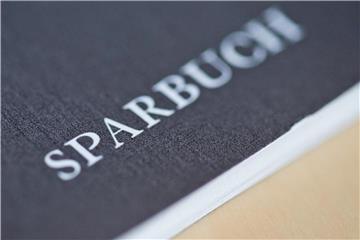 Es gibt verschiedene Möglichkeiten, seine Geldanlagen zu mischen. Die Wahl sollte man jedoch von der eigenen Lebenssituation und dem Sparziel abhängig machen. Foto: Daniel Karmann