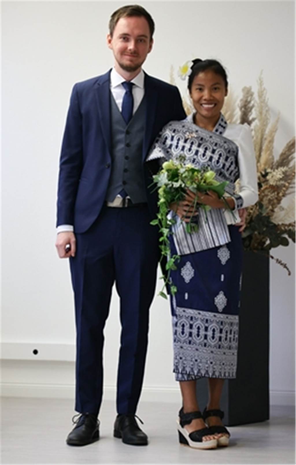 Bibi Phetsithong  und Eric Berns haben im Standesamt Marl geheiratet.