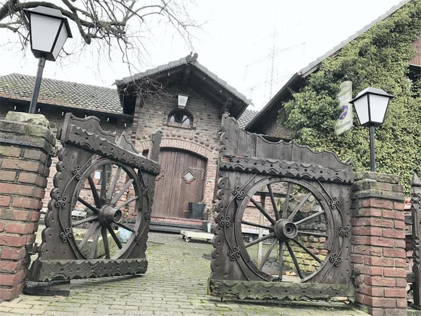 Neue Pläne für den Landgasthof Lindenhofpark Es tut sich was in Deininghausen: Das knapp zwei Jahre geschlossene Restaurant Lindenhofpark öffnet bald wieder seine Türen.