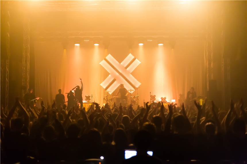Eskimo-Callboy-Fans drehen am Rad: Petition hat fast 75.000 Unterschriften Eskimo Callboy, hier bei einem Auftritt in der Turbinenhalle in Oberhausen, wollten zum ESC 2022.