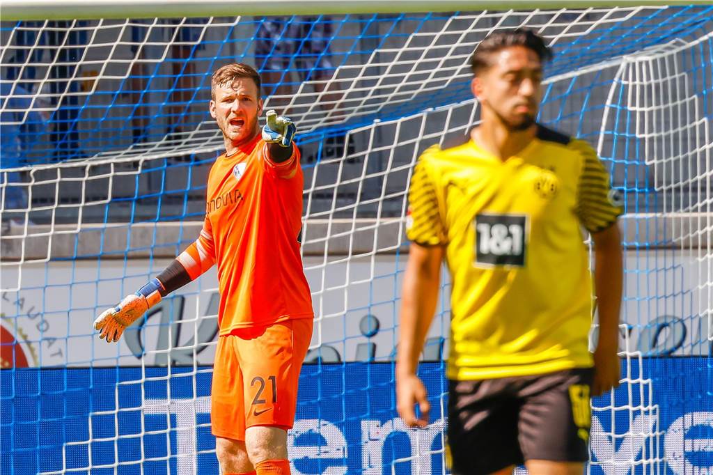 Esser-Wechsel zum VfR Rauxel: Was den Ex-Profi an der Kreisliga reizt Esser, hier 2021 beim Cup der Traditionen in Duisburg, wird die zahlreichen Derbys gegen Dortmund und Schalke nicht vergessen.