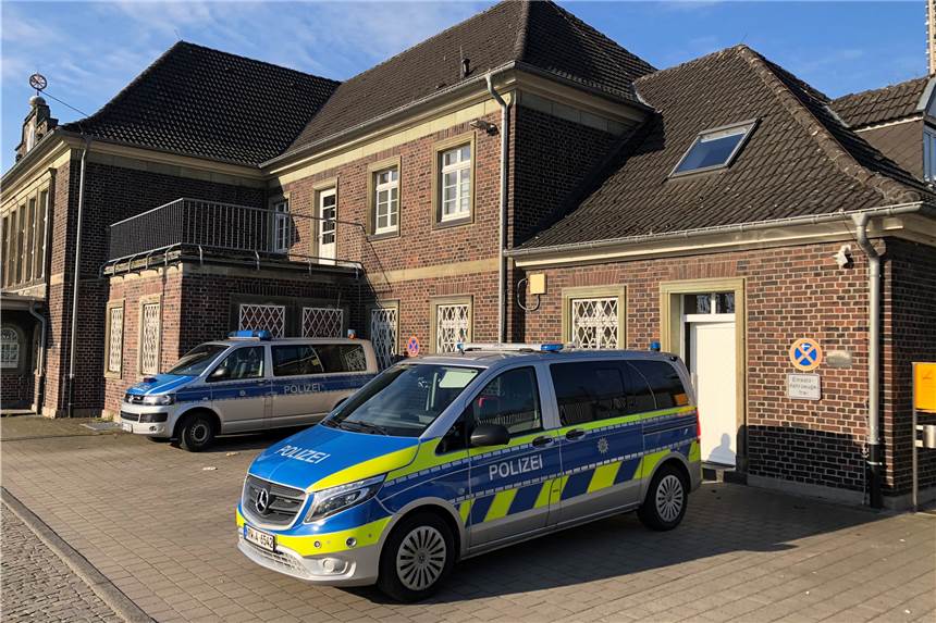Schlimmer Vorfall am frühen Morgen - Eurobahn fährt jetzt wieder Etwa einen Kilometer vom Bahnhof Werne entfernt ereignete sich am frühen Freitagmorgen ein schlimmer Vorfall.