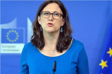 EU-Handelskommissarin Cecilia Malmström während einer Pressekonferenz in Brüssel. Foto: Stephanie Lecocq/EPA/Archiv