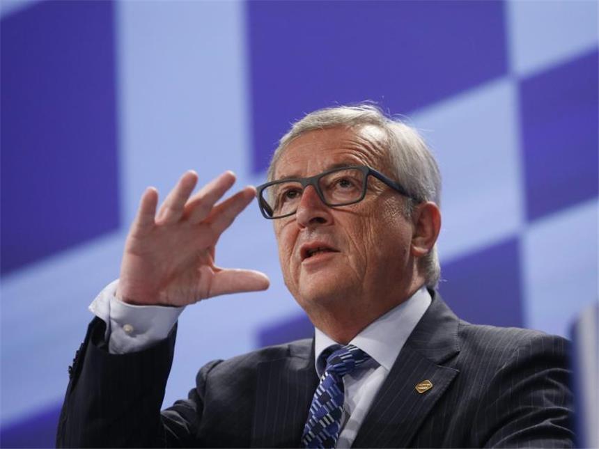 Dramatischer Poker im griechischen Schuldenstreit EU-Kommissionschef Jean-Claude Juncker: «Ein "Nein" würde ein Nein zu Europa heißen». Foto: Olivier Hoslet