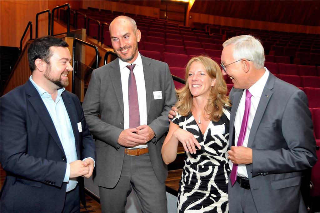 Bettina Brennenstuhl, Heinrich Böckelühr, Dimitrios Axourgos und Tim Frommeyer