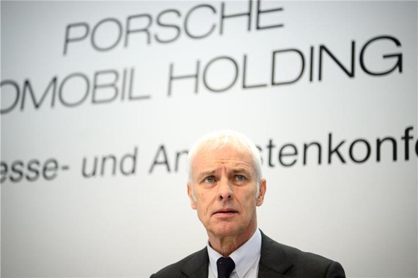 Müller legt auch Posten bei Porsche SE nieder Ex-VW-Konzernchef Matthias Müller legt auch seinen Posten im Vorstand der Volkswagen-Dachgesellschaft Porsche SE nieder. Foto: Sina Schuldt