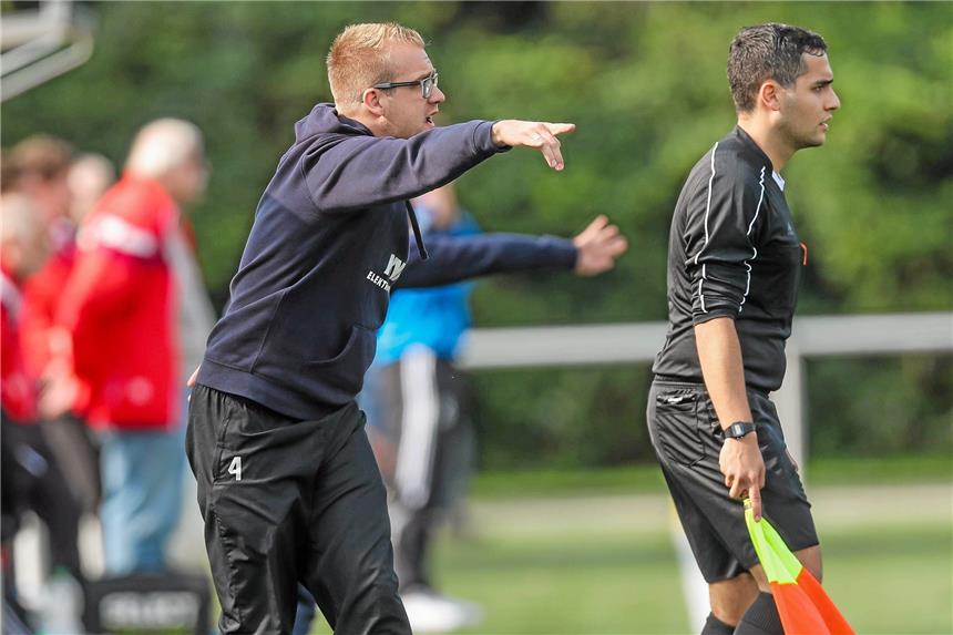 Co-Trainer Ostrowski: Keine einfache Situation für uns Fabian Ostrowski wird am Sonntag sein Team nicht coachen können. „Wir werden wahrscheinlich irgendwo Fußball gucken.“
