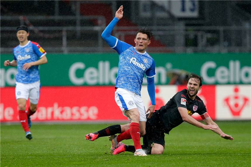 Schalke in Kiel: Das große Wiedersehen für Drexler, Skrzybski und Co. Fabian Reese (Holstein Kiel) ist einer der Spieler, die am Sonntag in der Partie gegen Schalke ein Wiedersehen mit dem Ex-Klub feiern.