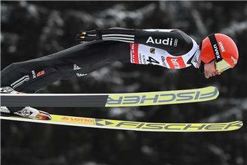 Fabian Rießle beim Springen in Klingenthal. Foto: Hendrik Schmidt