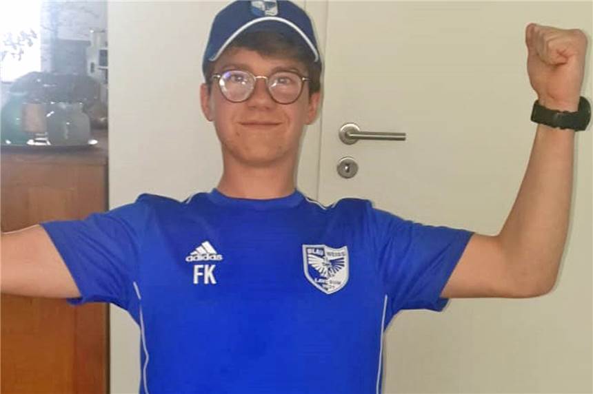 E-Sport-Stadmeisterschaft: Fabio Kownatka (BW Lavesum) holt den Titel Fabio Kownatka freut sich über den Titel bei der ersten Halterner E-Sport-Stadtmeisterschaft.