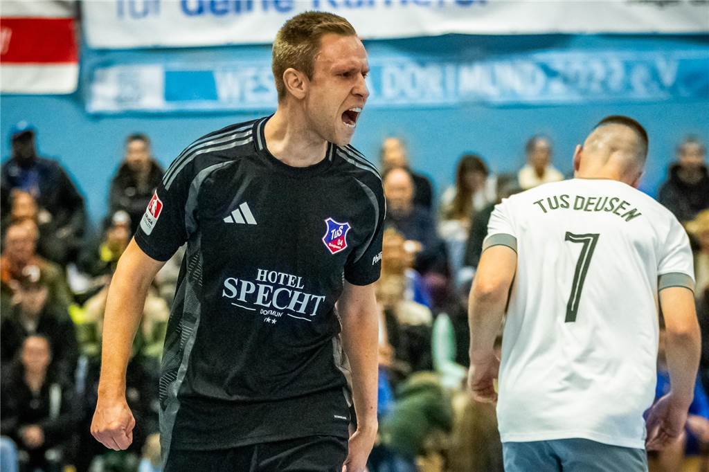 Westfalia Dortmund verliert Auftaktspiel: Hannibal in der Halle Nette mit Feldspieler im Tor Fabio Rummenigge schoss für den TuS Bövinghausen sechs Tore.