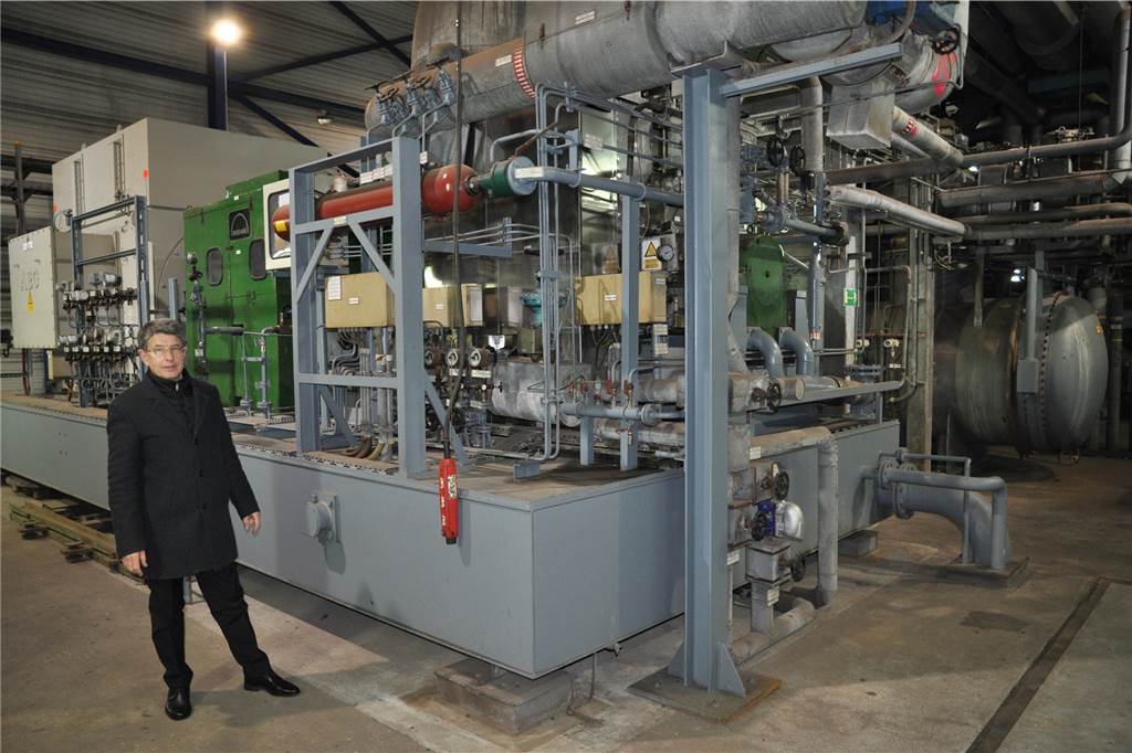 Innovatherm plant Millioneninvestition an der Frydagstraße Falko Lehrmann: „Der bei der Verbrennung des Klärschlamms anfallende Dampf wird über eine Gasturbine in Strom umgewandelt.“