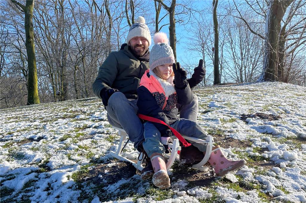 Familie Schultewolter nutzt die Gunst der Stunde auf dem Losberg in Stadtlohn.