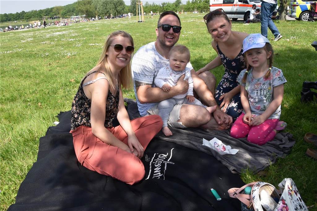 Familienglück beim Familienfest.