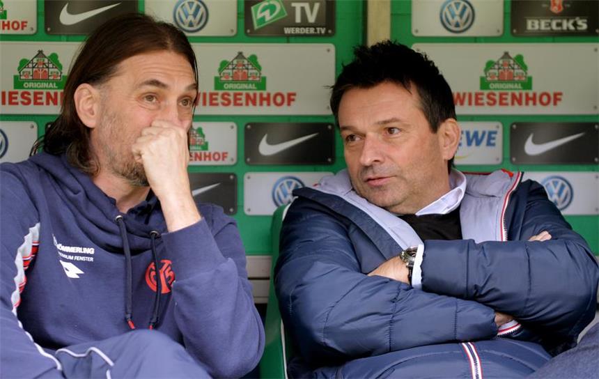 Manager Christian Heidel trifft seine alte Liebe Fast ein Vierteljahrhundert war Christian Heidel Manager bei Mainz 05, nun spielt er mit Schalke 04 erstmals gegen das Team von Coach Martin Schmidt (l.).