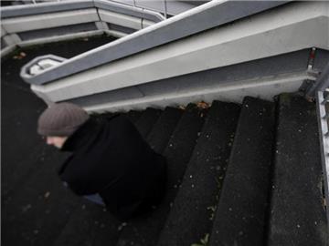 Fast jeder Fünfte der befragten Teenager hat schon über Selbstmord nachgedacht. Foto: Rolf Vennenbernd