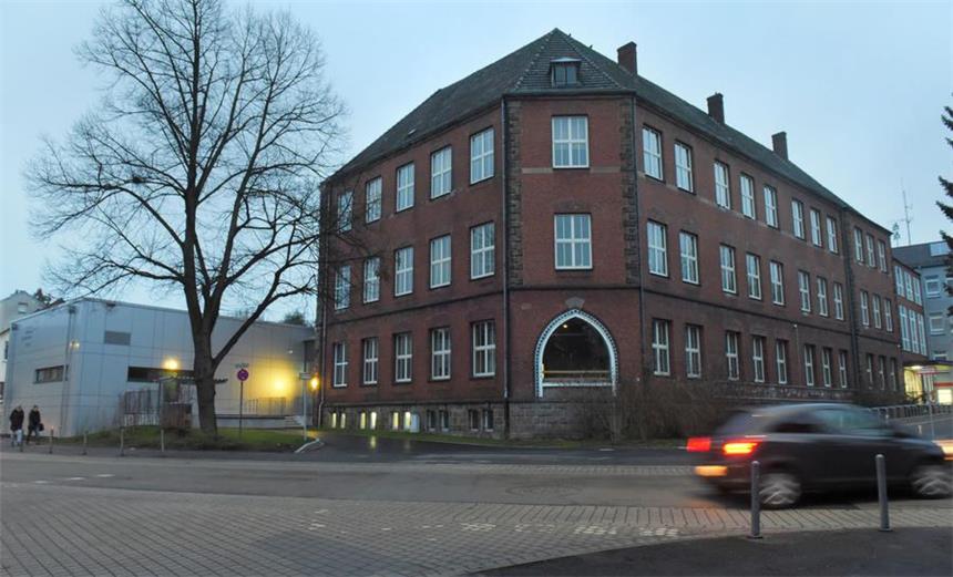 SPD will Eil-Entscheid für zusätzliche Schulklasse FBG
Friedrich-Bährens-Gymnasium