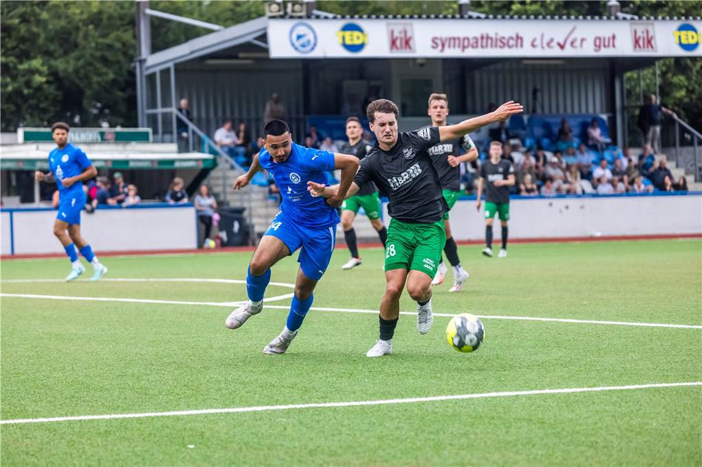 FC Brünninghausen steigt im Spiel gegen die SG Finnentrop/Bamenohl aus der Oberliga Westfalen ab. 