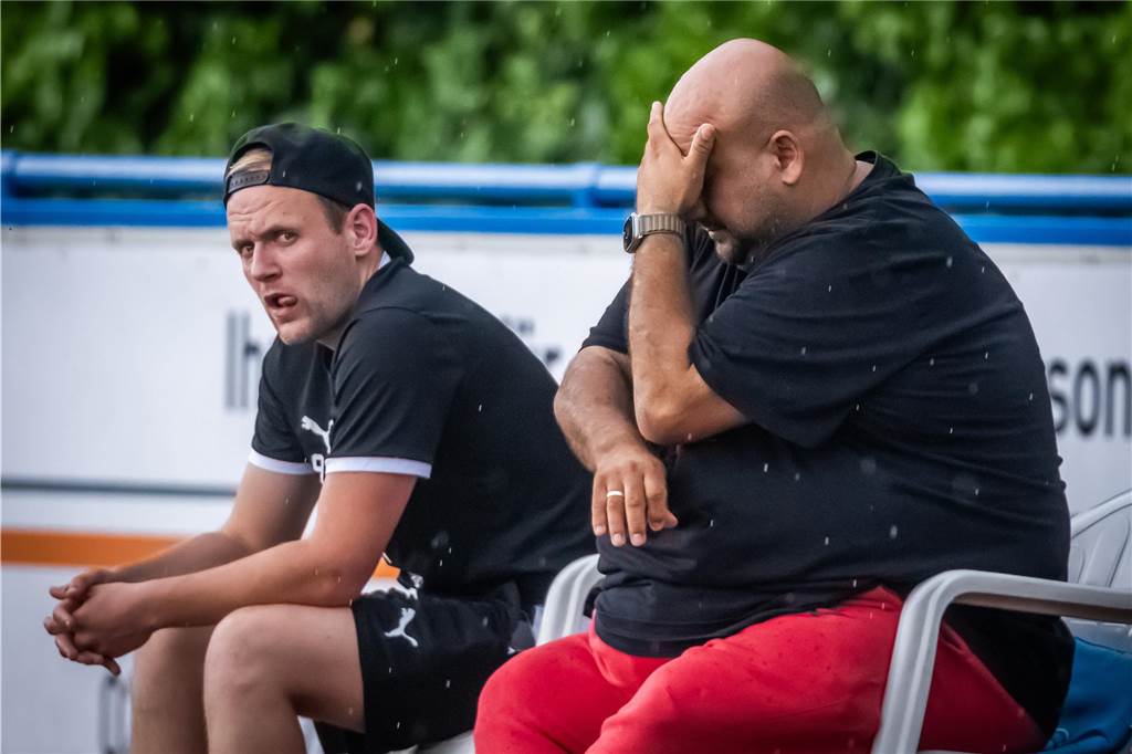FC Brünninghausen steigt im Spiel gegen die SG Finnentrop/Bamenohl aus der Oberliga Westfalen ab. 