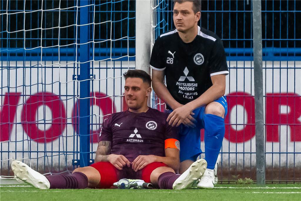 FC Brünninghausen steigt im Spiel gegen die SG Finnentrop/Bamenohl aus der Oberliga Westfalen ab. 
