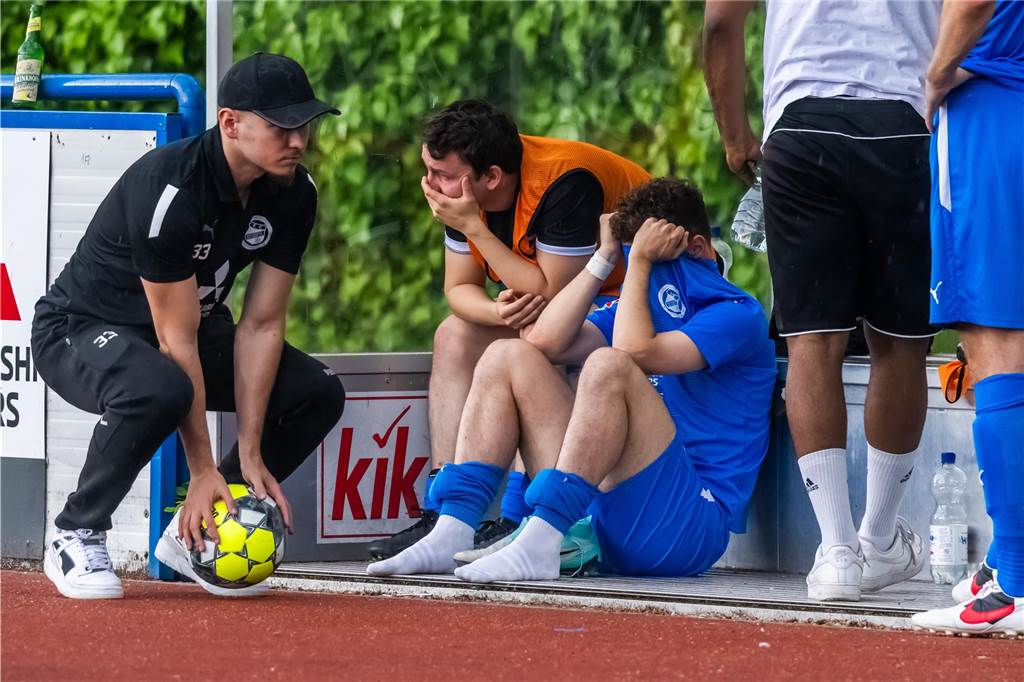 FC Brünninghausen steigt im Spiel gegen die SG Finnentrop/Bamenohl aus der Oberliga Westfalen ab. 