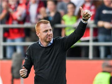 FC-Coach Maik Walpurgis und sein Team zählen in der 2. Liga zu den Aufstiegsaspiranten. Foto: Armin Weigel
