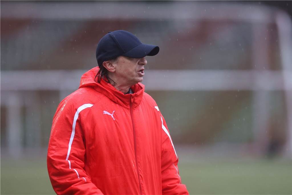 FC Castrop-Rauxel: Zwei Schlüsselspieler sorgten für Pokal-Coup gegen DSC Wanne FC-Trainer Michael Wurst.