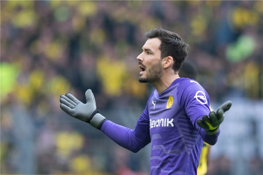 Jetzt bestätigt: Hitz für Bürki im BVB-Tor gegen Augsburg - Alcacer stürmt Fehlt dem BVB gegen Augsburg: Roman Bürki.
