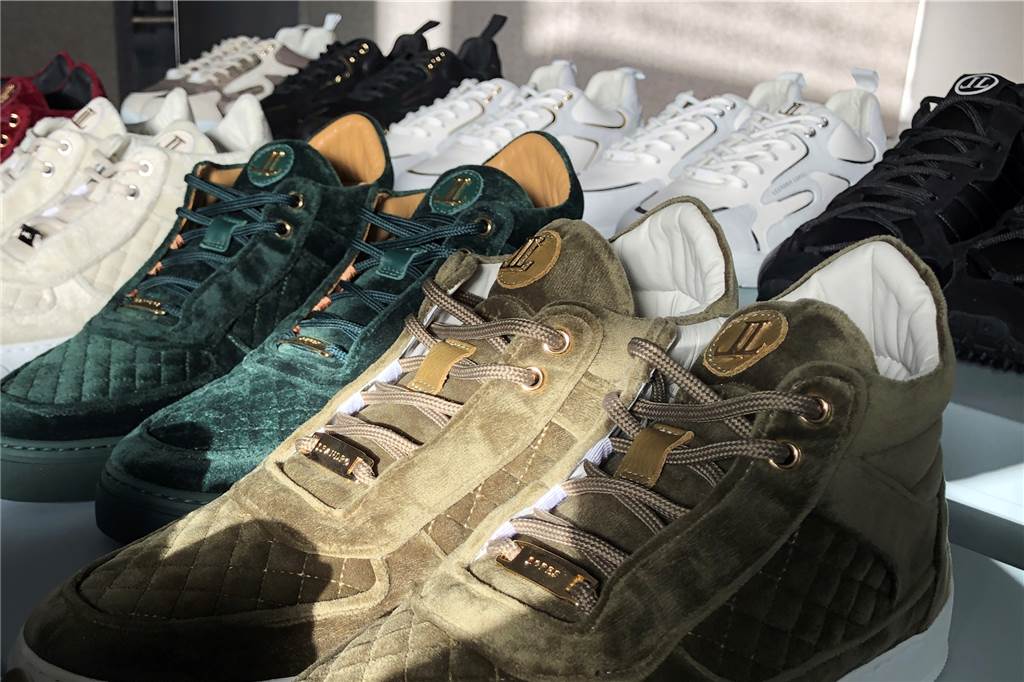 Leandro Lopes: Internationale Stars stehen auf Schuh-Design aus Stadtlohn Feines Leder und echte Handarbeit zeichnen die LL-Sneaker nach Angaben von Leandro Lopes aus.