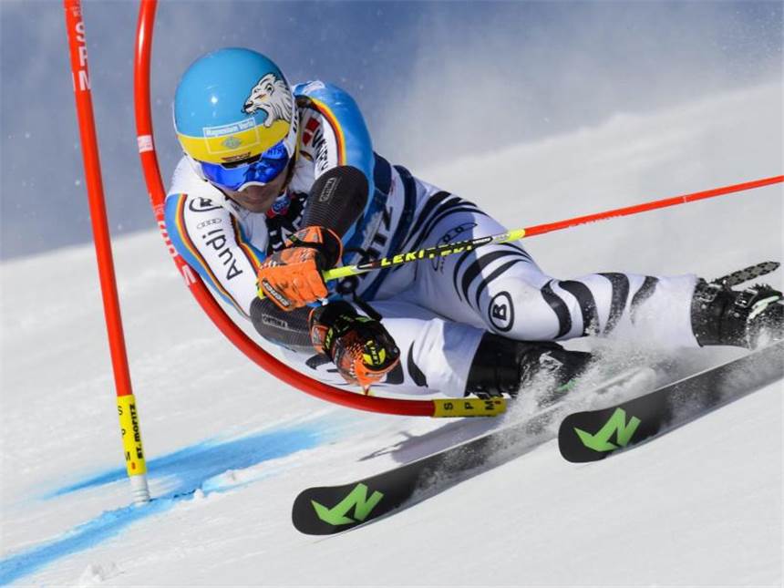 Deutsche Saison trotz Riesenslalom-Pleite eher positiv Felix Neureuther kam beim Slalom in St. Moritz nur auf Rang 18. Foto: Jean-Christophe Bott