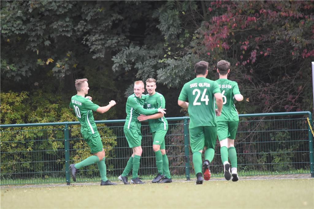 Felix Schröder ist der tragische Held des SuS Olfen am vierten Spieltag Felix Schröder jubelt über das 4:3 für den SuS Olfen - da war noch alles gut.