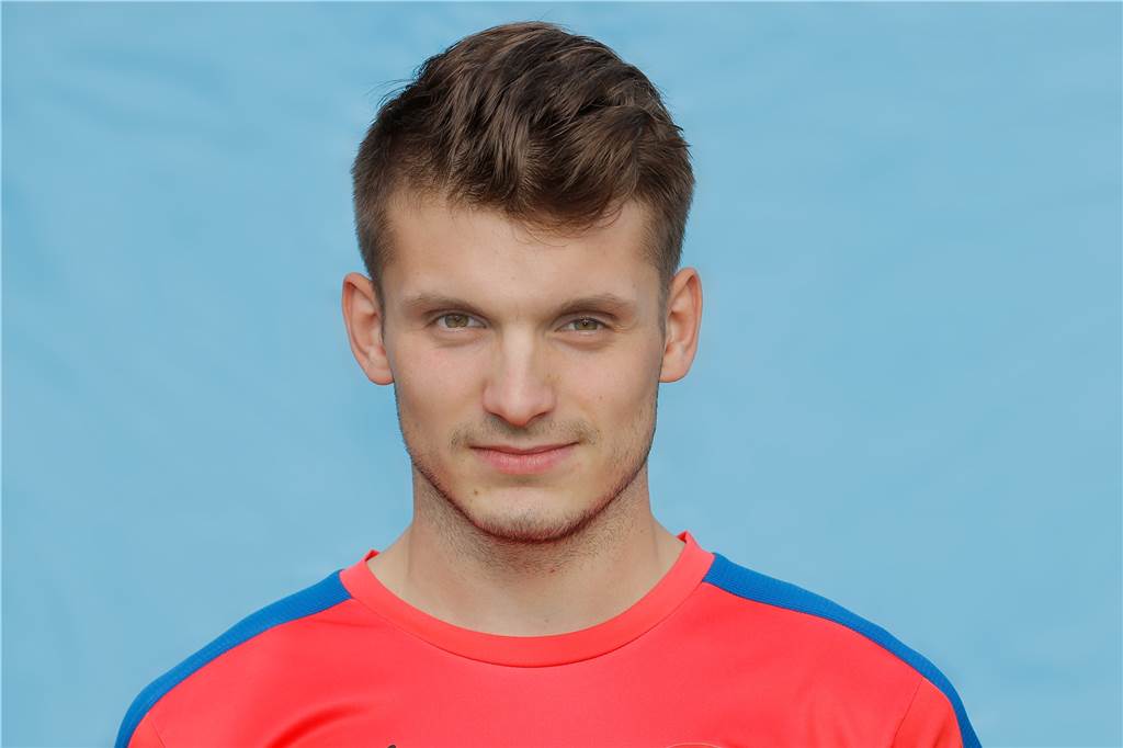 Lüner SV holt dritten Akteur vom Holzwickeder SC – weiterer Top-Spieler im Fokus? Ferdinand Franzrahe kennt einige seiner neuen Teamkollegen bereits aus gemeinsamen Zeiten beim Hombrucher SV.