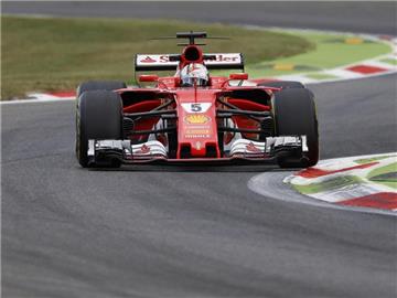 Ferrari-Fahrer Sebastian Vettel hofft auf die Pole Position beim Heimrennen in Monza. Foto: Antonio Calanni