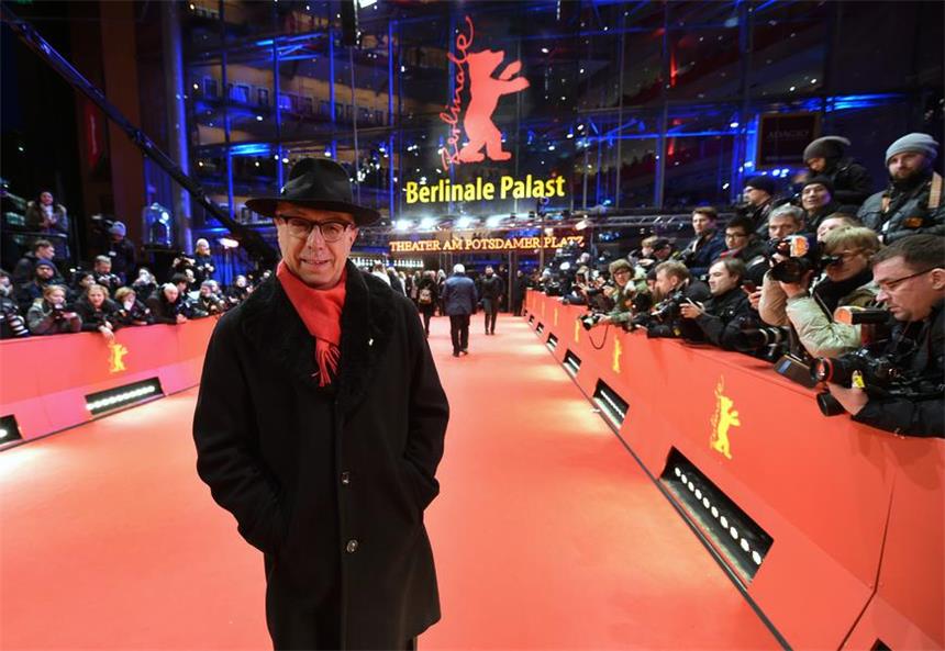 Berlinale zeigt Mut und Zuversicht und sehr viel Humor Festivaldirektor Dieter Kosslick vor der Preisverleihung der 66. Berlinale 2016.