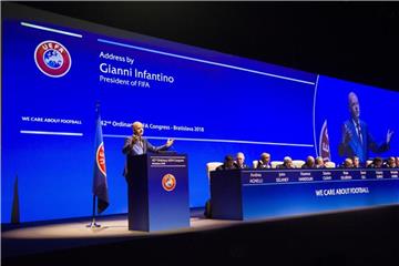 FIFA-Präsident Gianni Infantino spricht in der Slowakei. Foto: Jakub Kotian