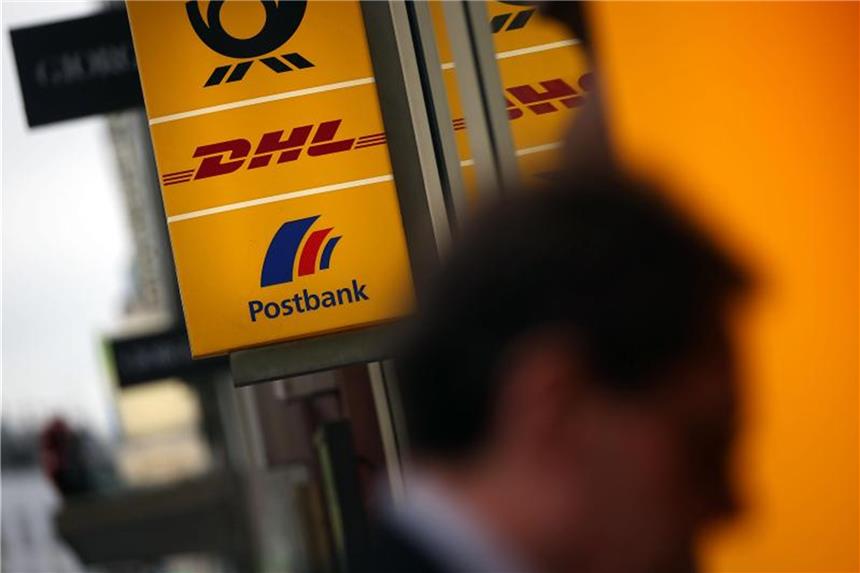 Filiale Deutsche Post und Postbank Foto: Oliver Berg/Archiv