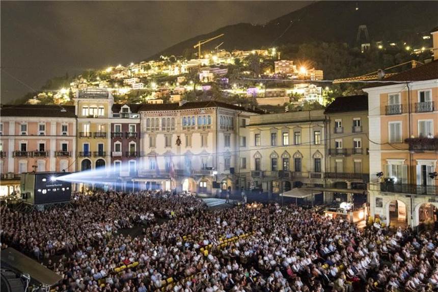 Filme vor großartiger Kulisse: die Piazza Grande in Locarno. Foto: Alexandra Wey