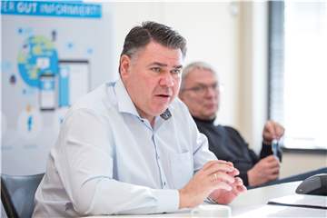 Finanzspritze vom Bund für die Surf-Anlage? Landrat Mario Löhr (SPD) schätzt die Chancen auf Fördermittel für die Surfworld in Werne ein.