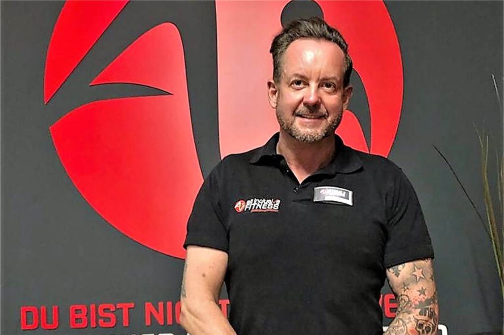 Fitness-Studios im Dortmunder Westen: Kunden rechnen mit nächstem Lockdown Fitness-Trainer Gordon Handle hat volles Verständnis für die 2G-Regelung, befürchtet für sein "Ai Fitness"-Studio aber schmerzhafte Einbußen, gerade mit Blick auf Neukunden.
