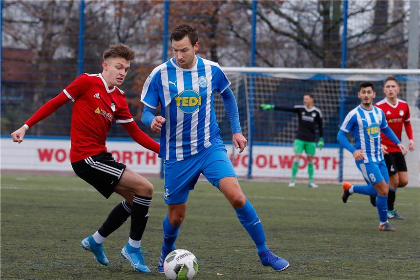 Der FC Brünninghausen atmet auf – Topstürmer muss nur sechs Wochen pausieren Florian Gondrum hat Glück im Unglück gehabt.